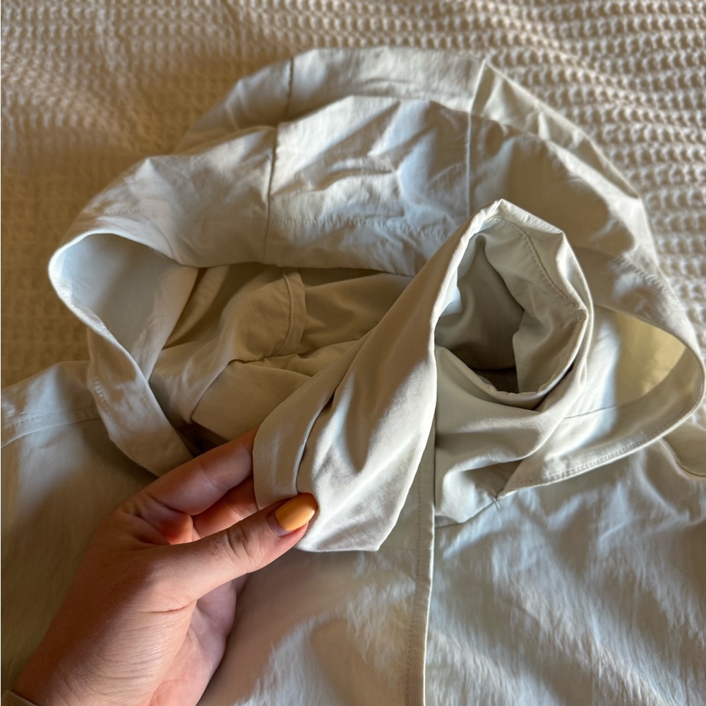 lululemon Always Effortless Classic-Fit Jacket - Light Ivory, size 4 - Picture 12 of 16